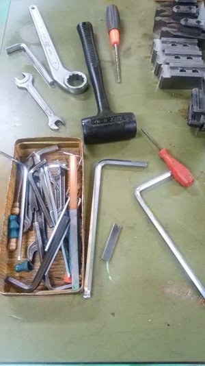 六角レンチスタンド before